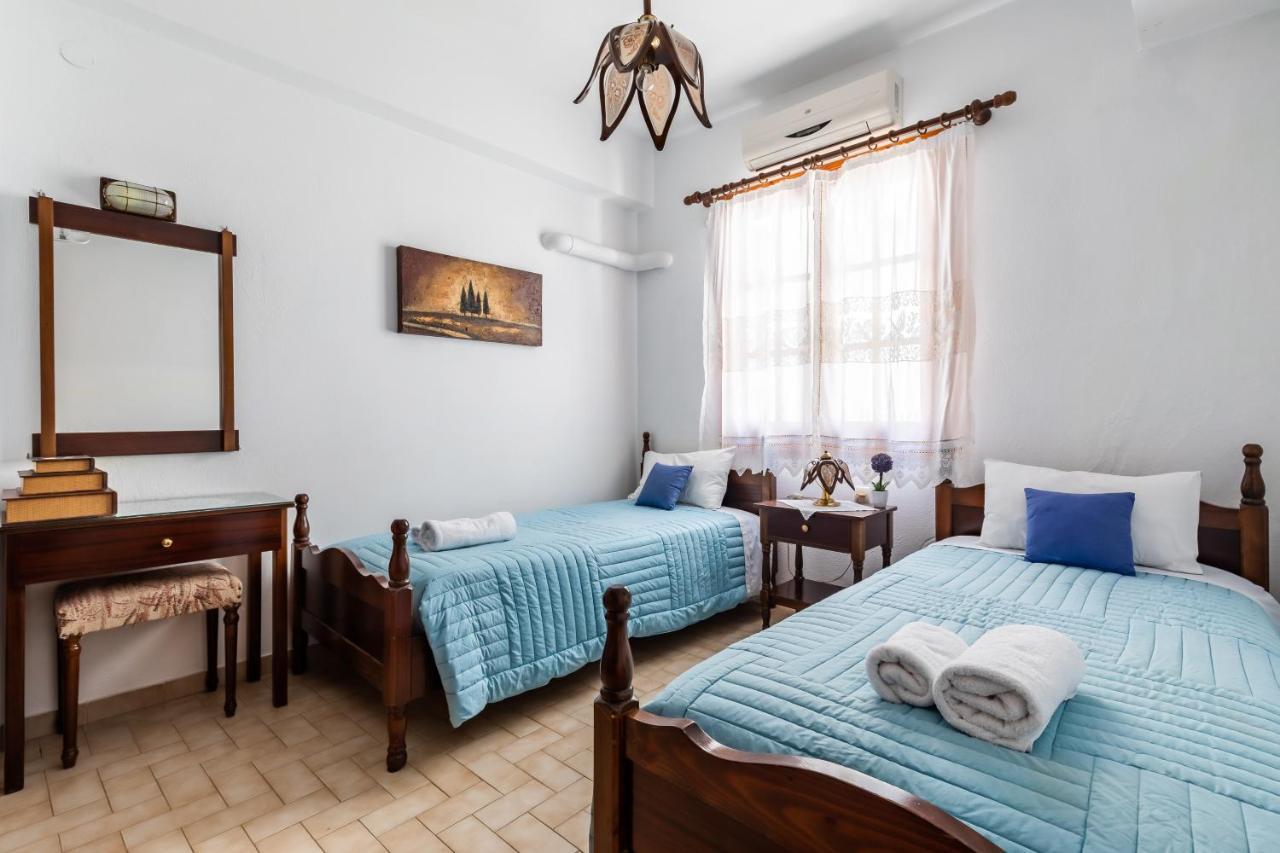Ourania Apartment Skopelos Extérieur photo