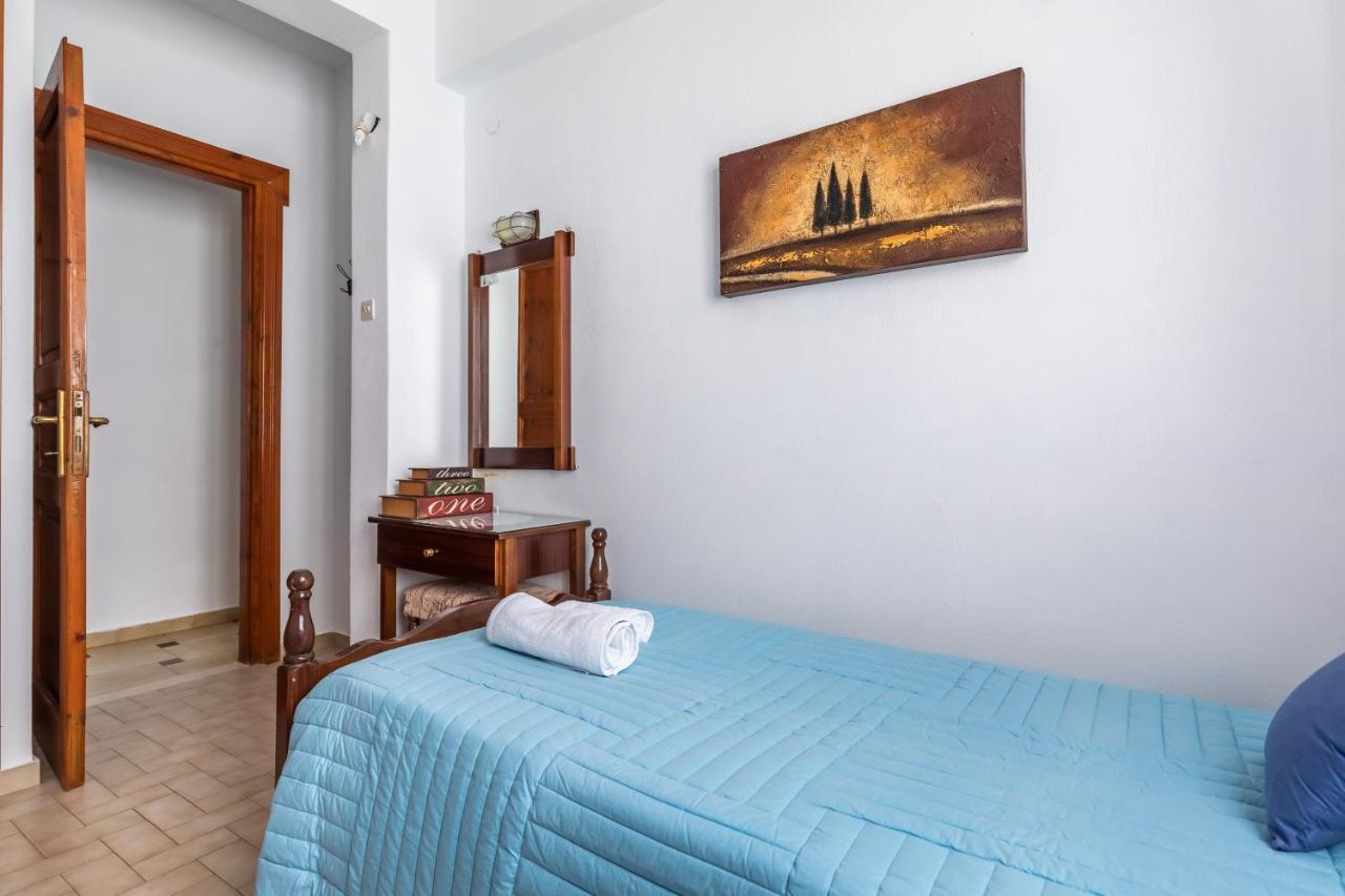 Ourania Apartment Skopelos Extérieur photo