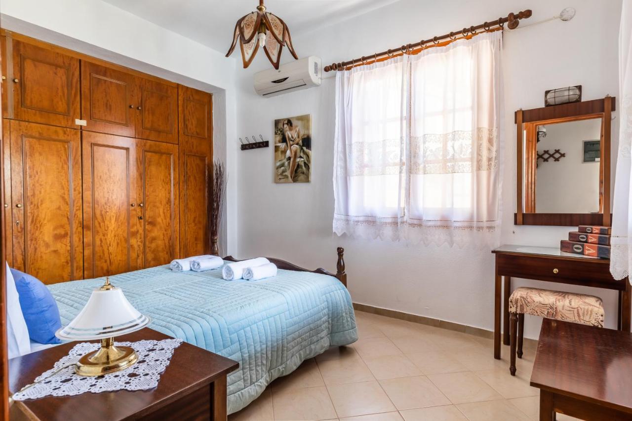 Ourania Apartment Skopelos Extérieur photo