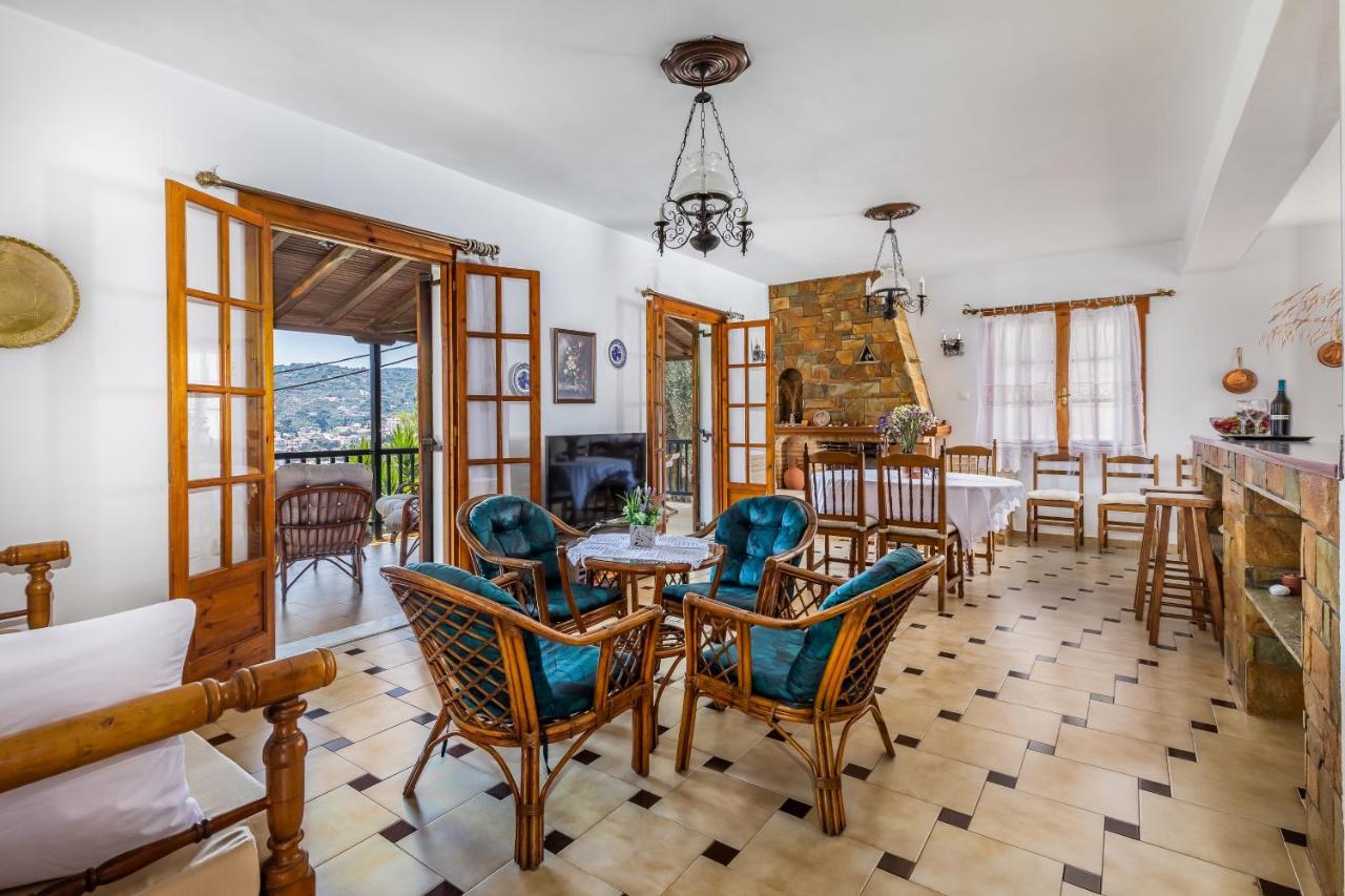Ourania Apartment Skopelos Extérieur photo